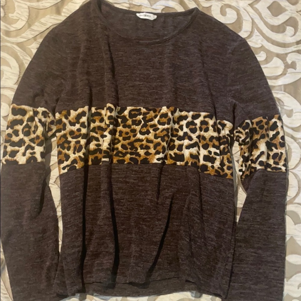 Women’s Cheetah Stripe Light Sweater